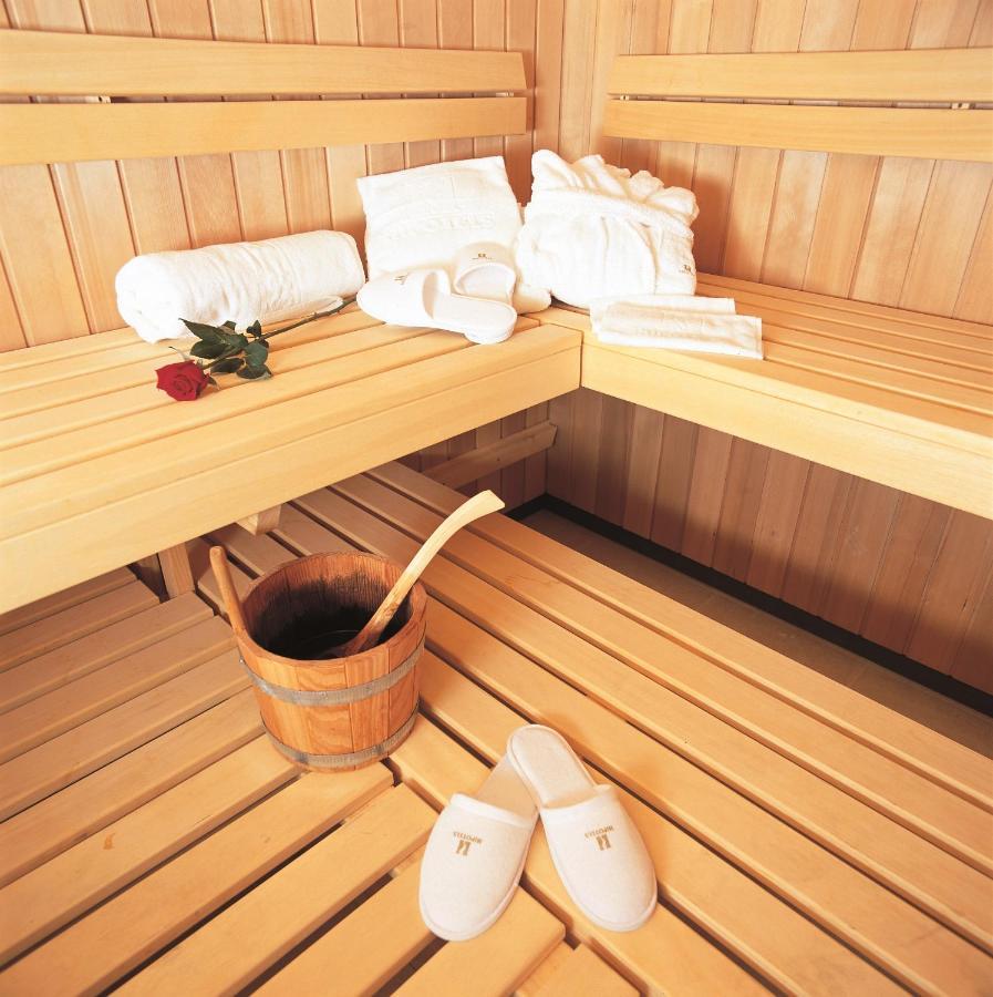 Hipotels Barrosa Palace & Spa Chiclana de la Frontera Exterior photo Sauna